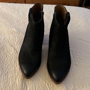 Short boots, Frye, size 7, black